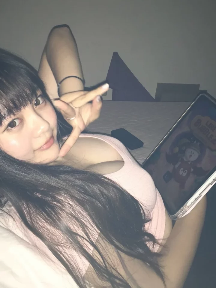 ChiLiu🌟 Chinese Escort Geylang 🔥 19 YO – Best GFE – Raw -Speak English x Chinese – Singapore Escort in GeyLang