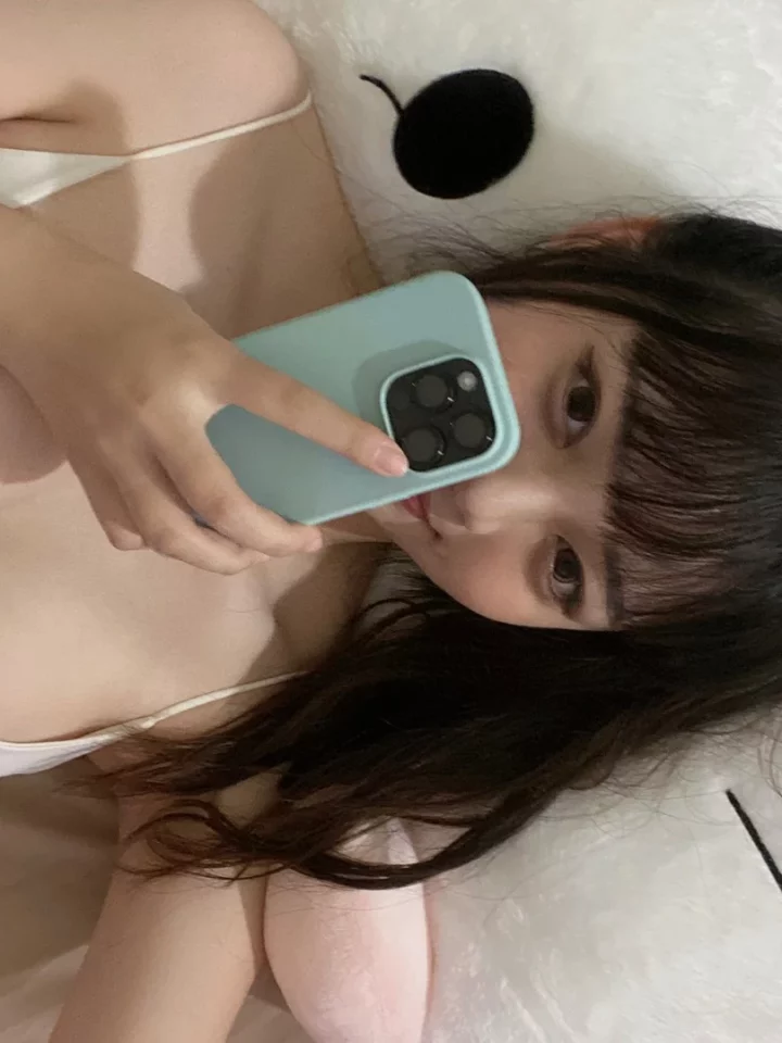 ChiLiu🌟 Chinese Escort Geylang 🔥 19 YO – Best GFE – Raw -Speak English x Chinese – Singapore Escort in GeyLang